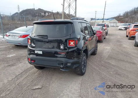 2015 Jeep Renegade Trailhawk z USA, uszkodzony, nr VIN ZACCJBCT9FPB27392